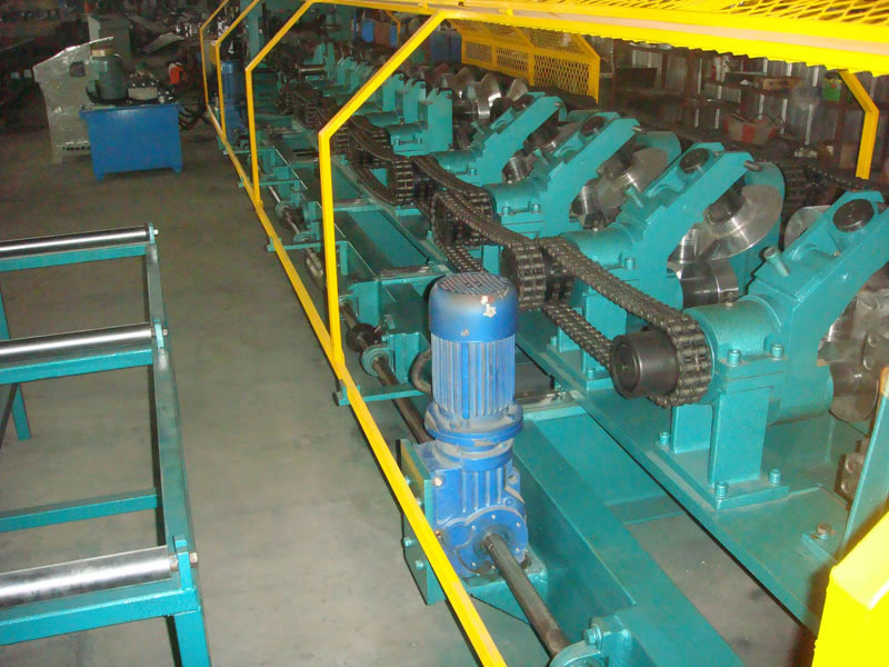 C-Z Quick Change Forming Machine