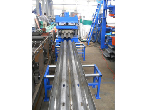 W Beam Roll Forming Machine